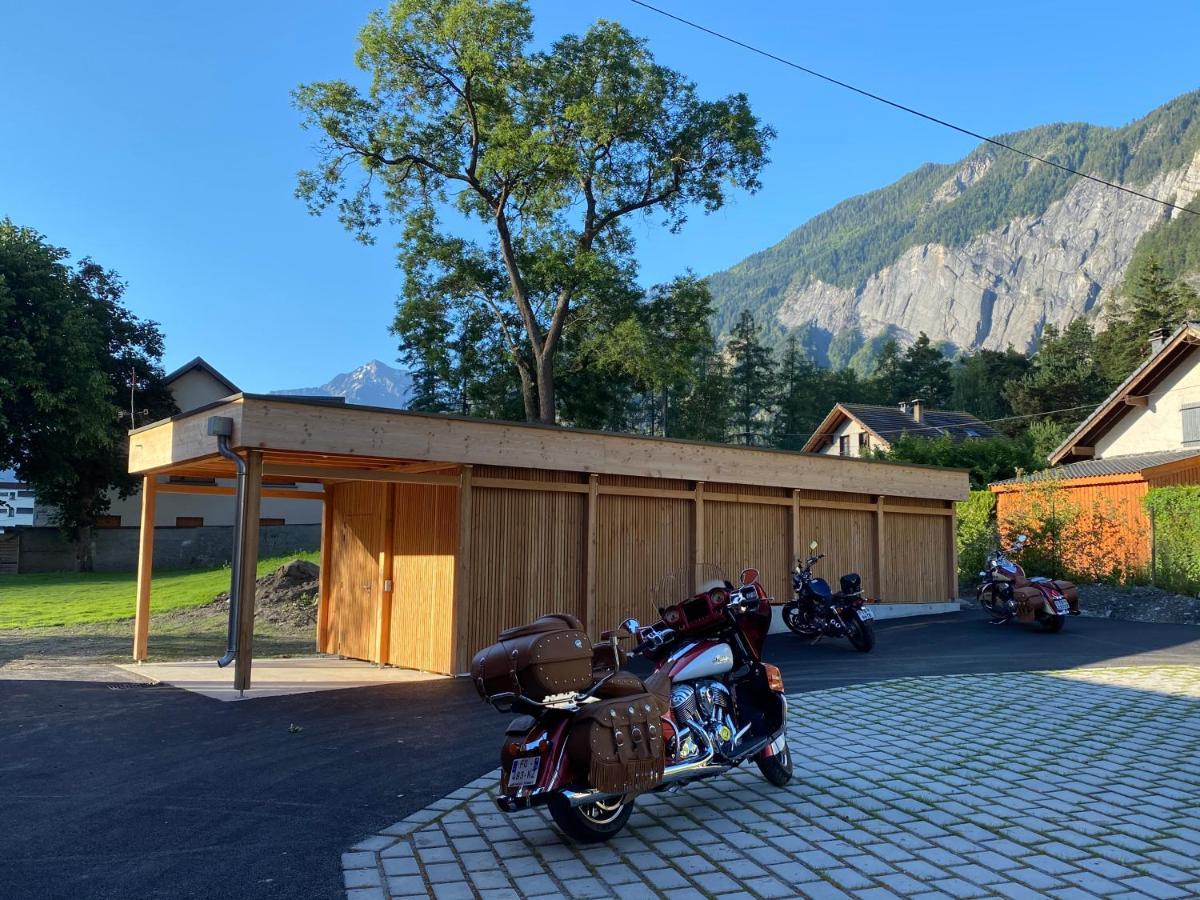 Hotel Oberland Le Bourg-dʼOisans Zewnętrze zdjęcie