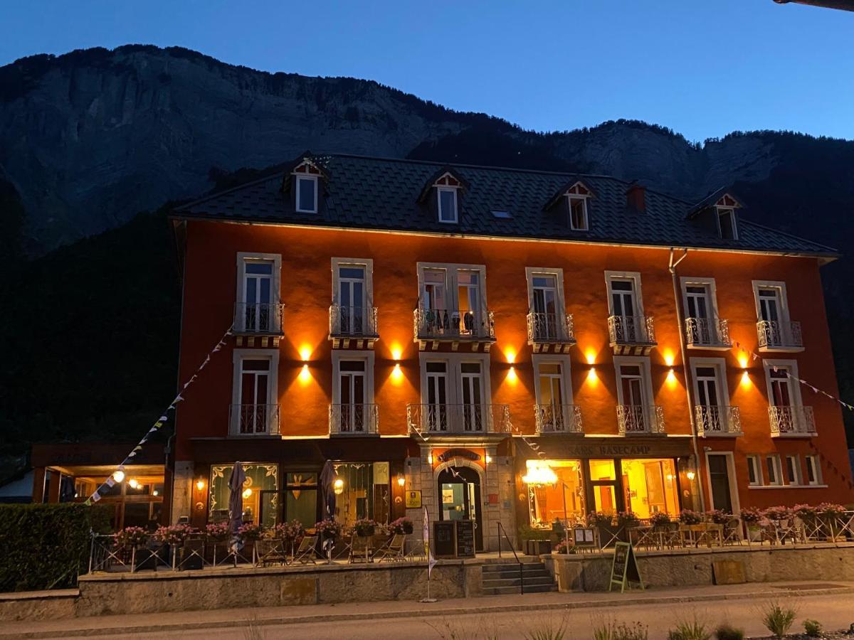 Hotel Oberland Le Bourg-dʼOisans Zewnętrze zdjęcie