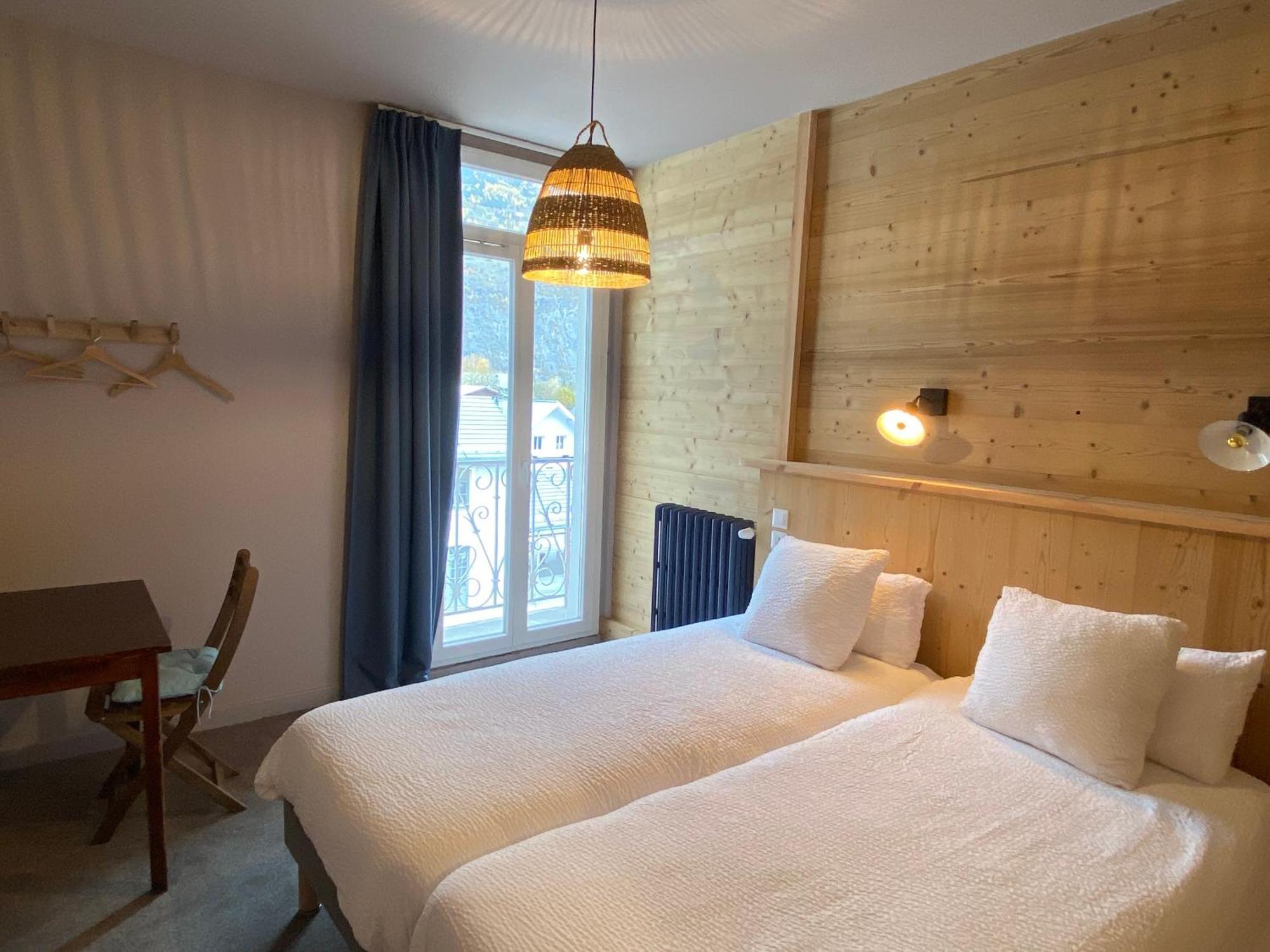 Hotel Oberland Le Bourg-dʼOisans Zewnętrze zdjęcie